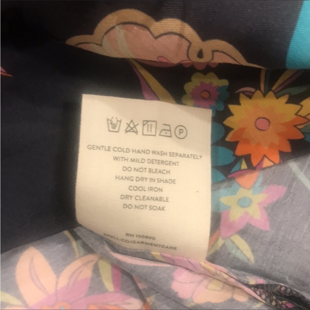 Spell Leo Maxi Robe M/L - Picture 11 of 12